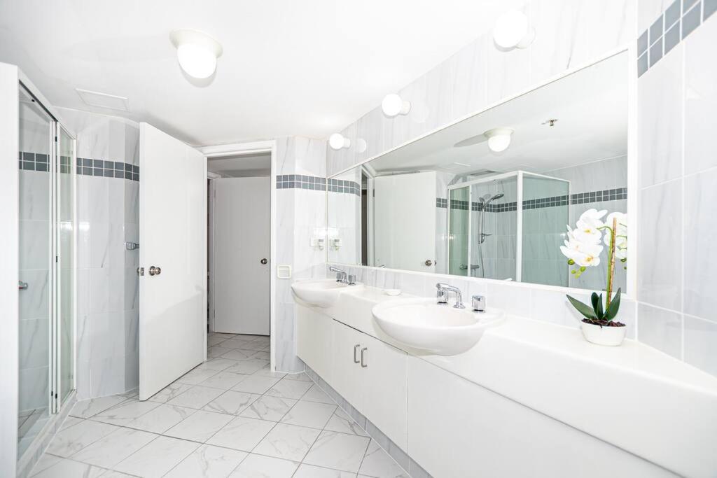 Broadbeach Victoria Square Голд-Кост Екстер'єр фото